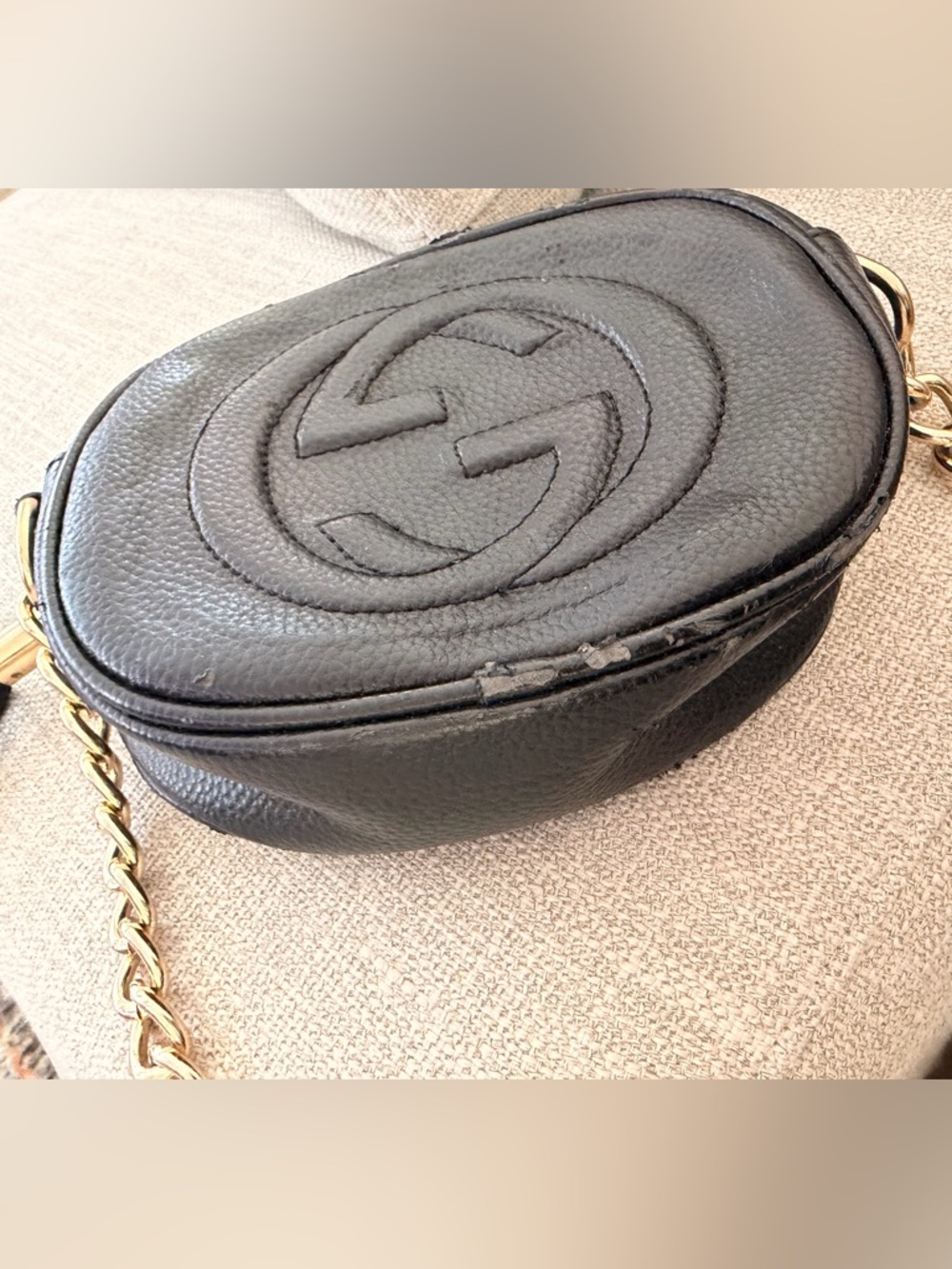 Gucci Black Pebbled Leather Soho Disco Crossbody with Gold Chain